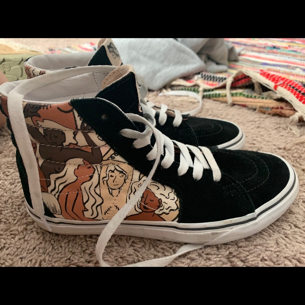 BREAST CANCER AWARENESS SK8-HI